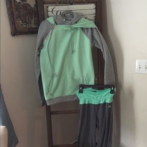 Cute double hoodie sweatshirt with free sweatpant